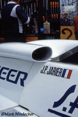 ...Jean-Pierre Jarier