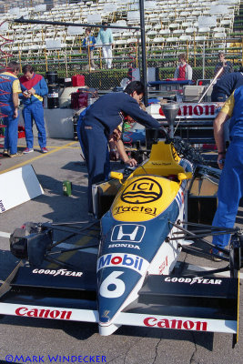 Williams FW11/Honda RA166E ....