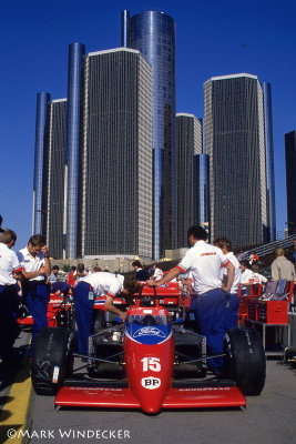 Lola THL2/Ford Cosworth DBA Alan Jones