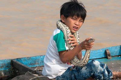 tonl sap