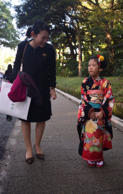 Girl in kimono 2, Meji shrine