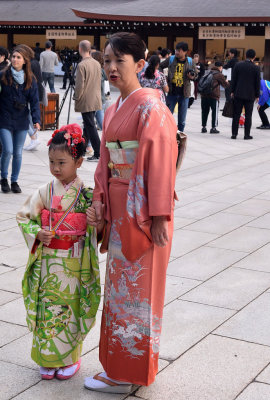 Girl in kimono 7, Meji shrine