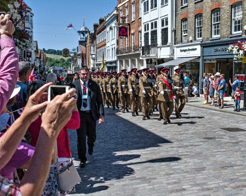 2018 - ArmedForcesDay Guildford - L1002407