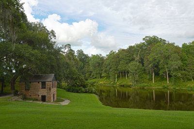 Springhouse_HDR2.jpg