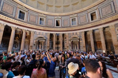 IT212_00010_Rome_pb.jpg