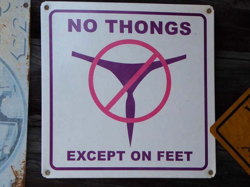 Sign  8080509