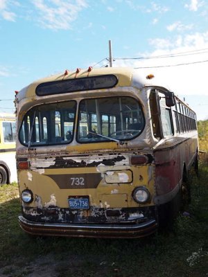 Old bus 9275866