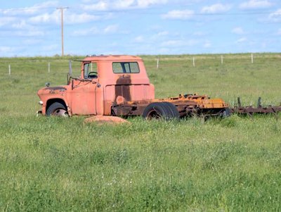 Abandoned vehicle 9371