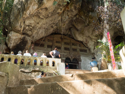 Pak Ou Caves