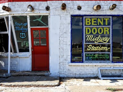 BENT DOOR MIDWAY STATION