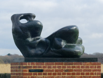 Henry Moore - reclining figure 1969
