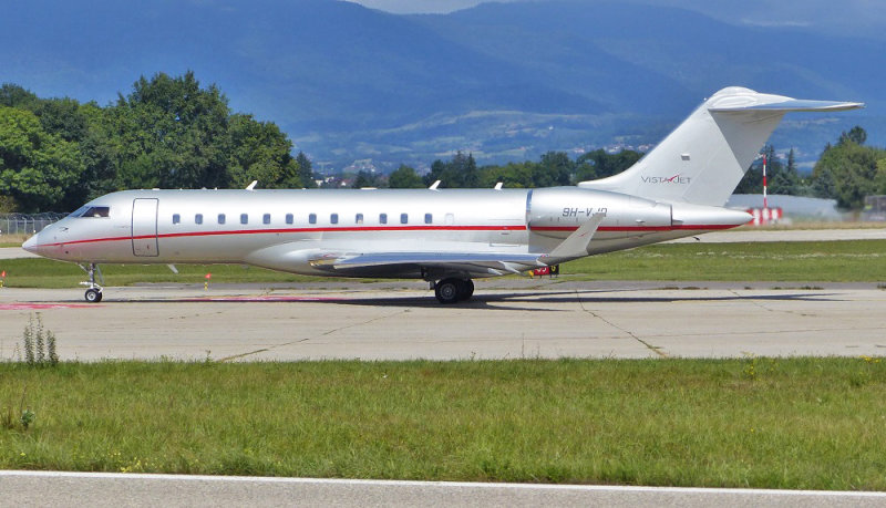 bombardier Challenger 850