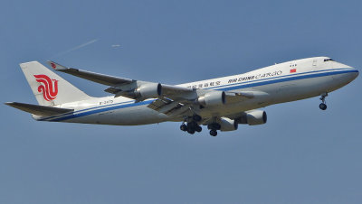 Boeing 747-4FTF