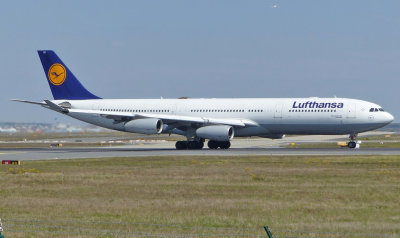 Airbus A340-313