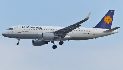 Airbus A320-200