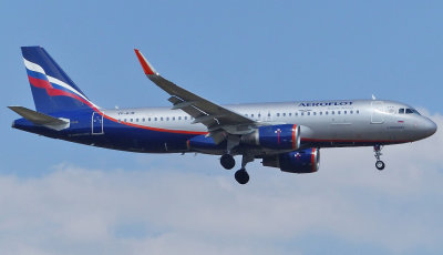 Airbus A320-200