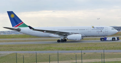 Airbus A330-243