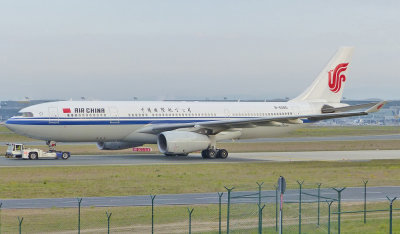 Airbus A330-243