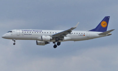 Embraer ERJ-190LR