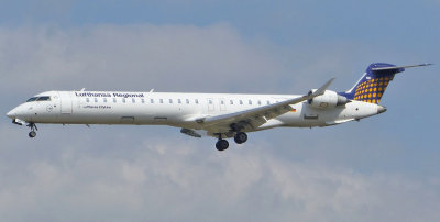 Bombardier CRJ-900