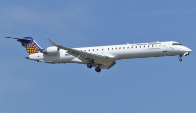 Bombardier CRJ-900