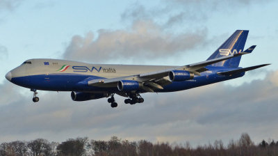 Boeing 747-4R7F