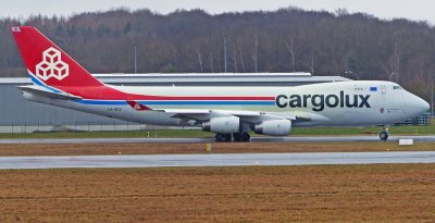 Boeing 747-4R7F