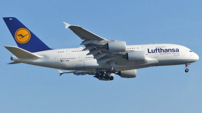  A380-841 