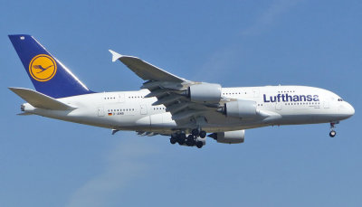  A380-841 