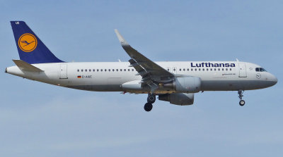 Airbus A320-200