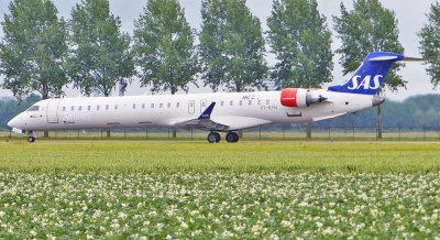 Bombardier CRJ-900