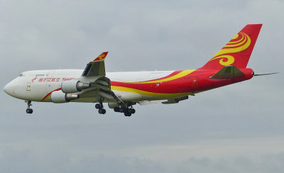 Boeing 747-481(BDSF)
