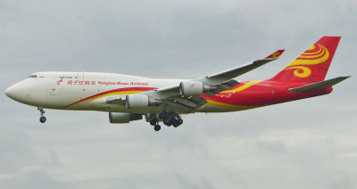 Boeing 747-481(BDSF)