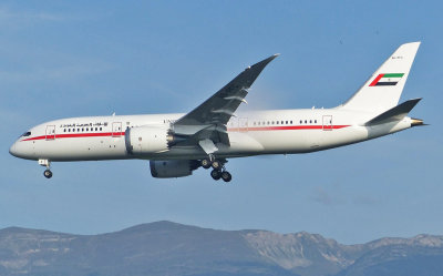 Boeing 787-8 Dreamliner United Arab Emirates Flight A6-PFC