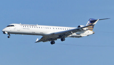 Bombardier CRJ-900