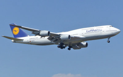 Boeing 747-830