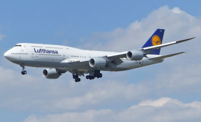 Lufthansa D-ABYJ