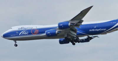 Boeing 747-83QF