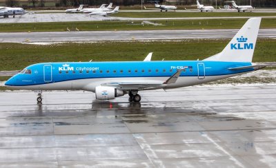 Embraer ERJ-175STD