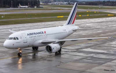 Airbus A318-100