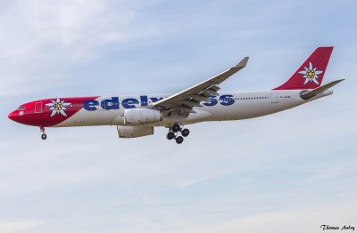 Airbus A330-343