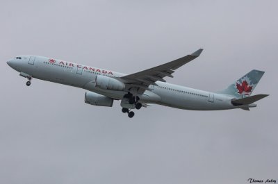 Airbus A330-343