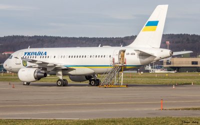 Airbus A319-115(CJ) Ukrainian Government UR-ABA