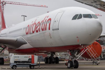 Airbus A330-243