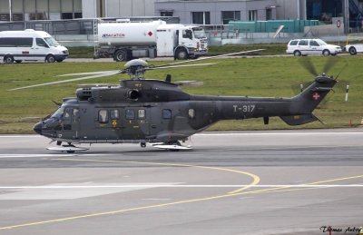Arospatiale AS332M1 Super Puma