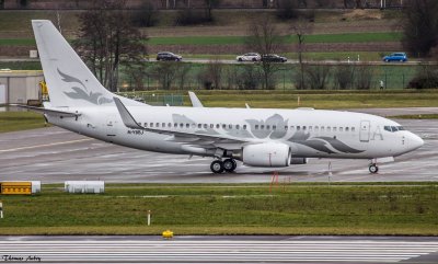 Boeing 737-7HE(BBJ) Global Jet Austria 
