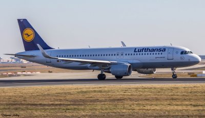 Airbus A320-200