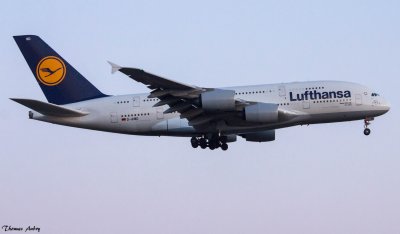 Airbus A380-841 