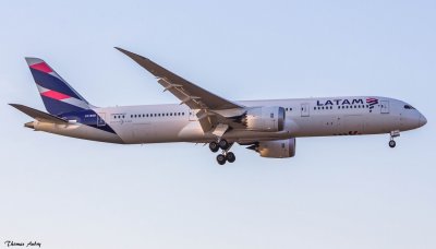 Boeing 787