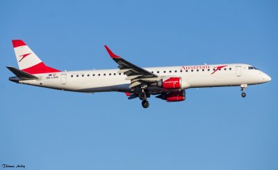 Embraer ERJ-195LR 